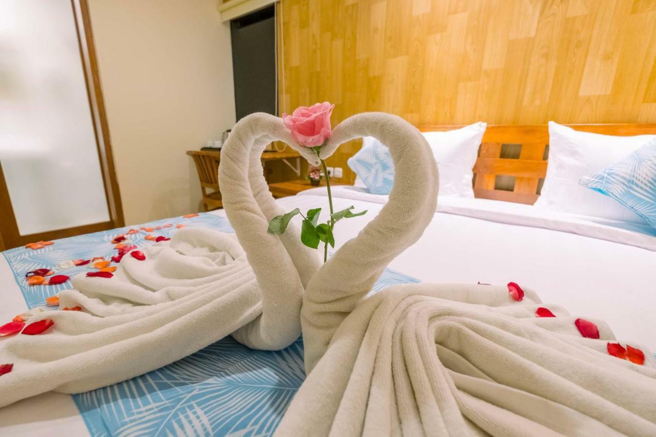 Caroline Guest House Canggu Dış mekan fotoğraf